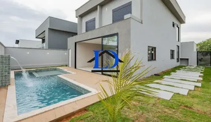 Imperdível: Casa de luxo em condomínio à venda em Goiânia-GO, no Residencial Goiânia Golfe Clube - 4 quartos, 4 suítes, 3 salas, 6 banheiros, 4 vagas, 278m²!