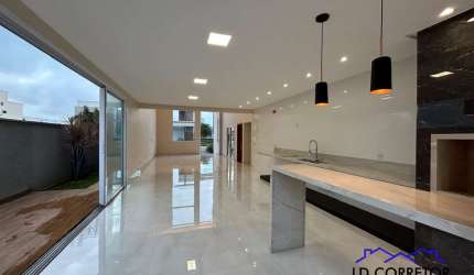 Casa de luxo em condomínio à venda em Goiânia-GO, Residencial Goiânia Golfe Clube: 4 quartos, 4 suítes, 3 salas, 5 banheiros, 4 vagas, 212,77 m².