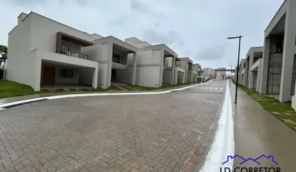 Imperdível: Casa em Condomínio à venda em Aparecida de Goiânia-GO, 3 quartos, 3 suítes, 2 salas, 4 banheiros, 2 vagas, 158m².