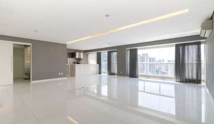 Apartamento tipo para venda com 3 quartos, sendo 3 suítes, 162m²