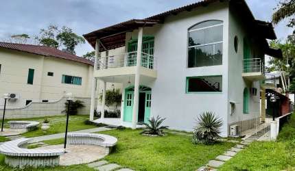 Casa duplex com 5 suítes - Ponta Negra