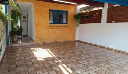 CASA COM 200M² DE TERRENO COM 3 DORMITÓRIOS SENDO 1 SUÍTE NO BAIRRO DA PONTE SÃO JOÃO EM JUNDIAÍ - SP