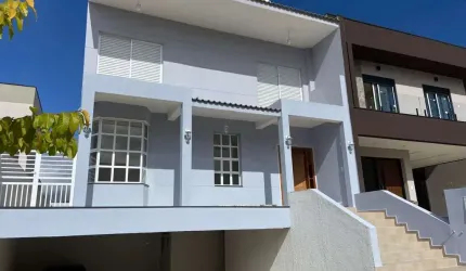 CASA DE 316M² CONSTRUÍDOS COM 4 DORMITÓRIOS NO CONDOMÍNIO BRISAS DA MATA NO JARDIM DAS SAMAMBAIAS EM JUNDIAÍ SP