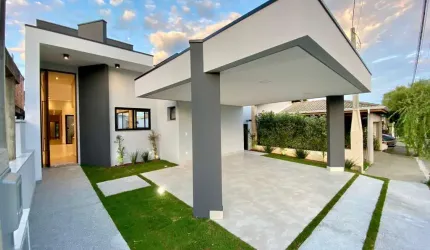 CASA TÉRREA COM 250M² DE ÁREA CONSTRUÍDA COM 3 SUÍTES NO CONDOMÍNIO PHYTUS EM ITUPEVA - SP