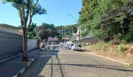 Oportunidade de terreno comercial de 390m2 na região central de Valinhos. Localização privilegiada, com toda a infraestrutura..