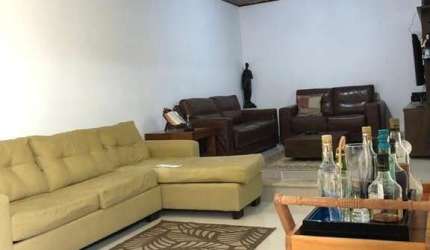 Casa para Venda em Mogi Das Cruzes, Vila Industrial, 3 dormitórios, 1 suíte, 4 banheiros, 2 vagas