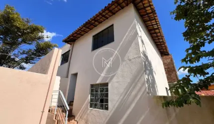 Sobrado com 3 dormitórios à venda no Resplendor