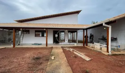Casa com 3 dormitórios sendo 1 suíte à venda no Novo Igarapé