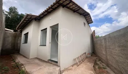 Casa à Venda no Bairro Planalto
