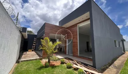 Casa com 3 dormitórios à venda no Pousada del Rei