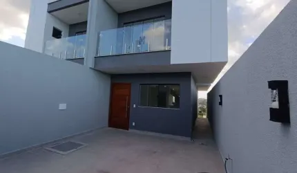 Casa com 3 dormitórios à venda, 149 m² por R$ 550.000,00 - Vale das Palmeiras - Macaé/RJ