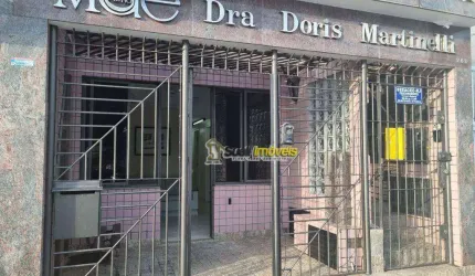 Consultório / Clínica à venda na Imbetiba. - 80 m² por R$ 700.000  - Macaé/RJ