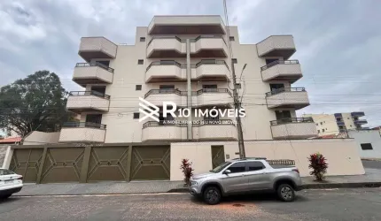 Apartamento à venda, 5 quartos, 2 suítes, 2 vagas - Bairro Brasil, Uberlândia MG