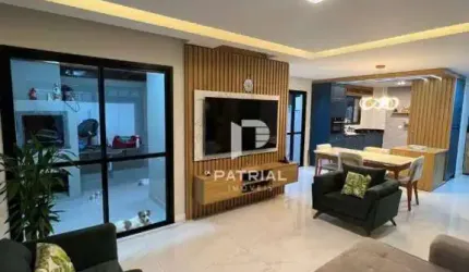 Sobrado à venda no Portão