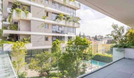 Apartamento Garden à venda no Batel