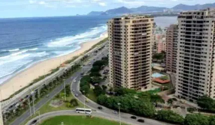 Cobertura Duplex finamente decorada, vista Mar, sol poente, 2 vagas e Clube privativo na Praia da Barra