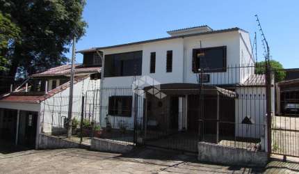 Casa 3 dormitórios bairro Vila João Pessoa