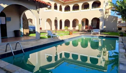 Casa 6 dormitórios Jardim Planalto Porto Alegre