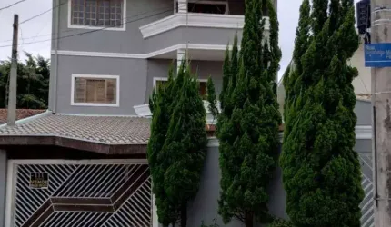 Sobrado 4 dormitórios, salão com churrasqueira - jardim Sul