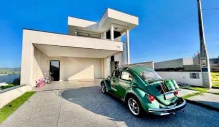 Casa com 3 dormitórios à venda, 270 m² por R$ 1.180.000,00 - Condomínio Residencial Malibu - Caçapava/SP