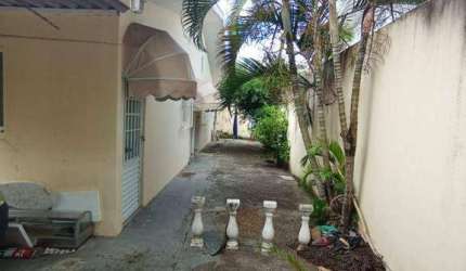 Linda casa- 2 dormitórios, R$ 310.000 -no  Jardim Santa Júlia - São José dos Campos/SP