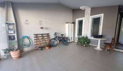 Casa mobiliada - 3 suítes para alugar por R$ 5.000/mês - Jardim das Indústrias - São José dos Campos/SP