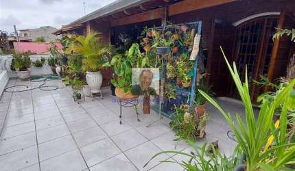 Vende-se Casa 3 dorm, sendo 1 suíte, Jd Sabia – Cotia.