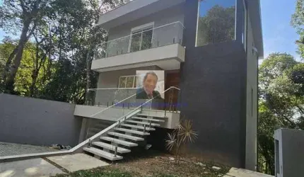 Vende-se Casa Moderna 3 suites, Área Gourmet, 3km da Raposo Tavares