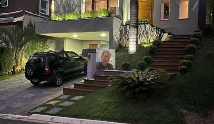 Casa  Moderna 2suítes, 3 Banh, 4 vagas, Gourmet, à 3km RT. 