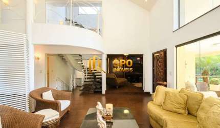 Condomínio Brooklin, Casa de 700 metros com 4 suites no Brooklin.