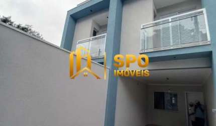 Sobrado novo região da Cupecê, 3 dorms, 1 suíte, quintal gourmet e churrasqueira, 2 vagas