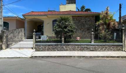Casa com 3 Quartos - Suíte - Área de Festas - Real Parque - SJ