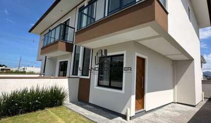 Sobrado com 2 Suítes - Palhoça/SC