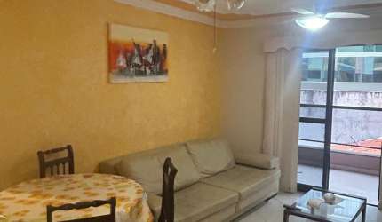 Apartamento à Venda no Centro de Cabo Frio, a 600m da Praia do Forte, com 78m², 2 Quartos (1 Suíte), 1 Vaga de Garagem.
