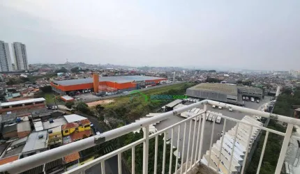 Casa á venda no Condomínio Center Village, Jardim Veloso, Carapicuíba/SP