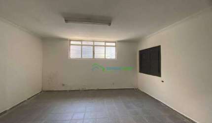 Sala Comercial no Calçadão de Carapicuíba, em Frente à Caedu - Excelente Oportunidade!