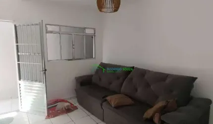Espaçosa Casa na Vila Dirce, Carapicuíba/SP - Ideal para Famílias Grandes!