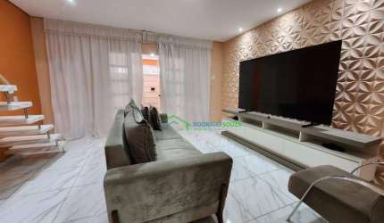 Casa com 4 dormitórios à venda, 240 m² por R$ 670.000,00 - Parque Roseira - Carapicuíba/SP