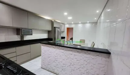 Casa com 4 dormitórios à venda, 240 m² por R$ 670.000,00 - Parque Roseira - Carapicuíba/SP