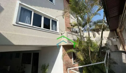Casa com 4 dormitórios à venda, 420 m² por R$ 1.060.000,00 - Centro - Carapicuíba/SP