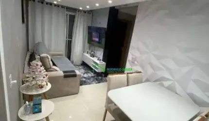 Apartamento com 2 dormitórios à venda, 44 m² por R$ 247.900 - Condomínio Itapuã - Roseira Parque- - Carapicuíba/SP