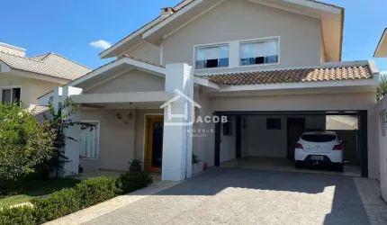 EXCELENTE RESIDÊNCIA EM CONDOMÍNIO FECHADO