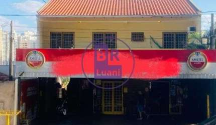 Sobrado Comercial a venda.