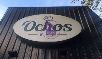 Passe se o Ponto comercial Ochos Bar