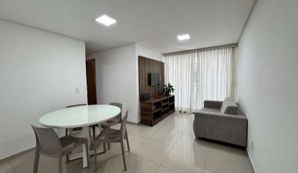 Apartamento beira-mar para locação anual