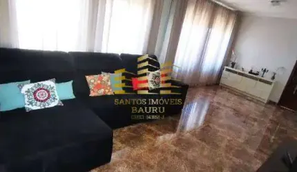 Excelente Residência com 3 Dormitórios sendo um suíte - Vila Industrial.