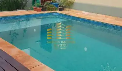 Linda casa de 3 dormitórios sendo 3 suítes no quinta Ranieri