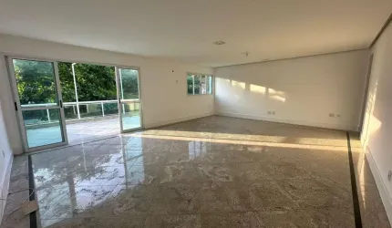 Cobertura Linear à venda na Barra da Tijuca, Rio de Janeiro - 3 quartos, 1 suíte, 3 salas, 4 banheiros, 2 vagas, 177m².
