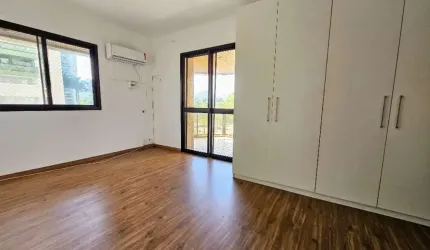 Apartamento de Luxo de 4 Quartos na Barra da Tijuca - Frente Praia - 2 Suítes - 3 Salas - 5 Banheiros - 2 Vagas - 168m²