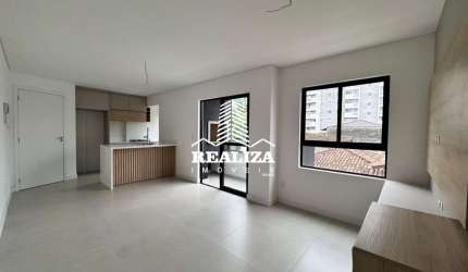 Apartamento à venda em Joinville-SC, Costa e Silva: 3 quartos, 1 suíte, 2 salas, 2 banheiros, 2 vagas, 80m². Confira já!